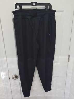 Womens Black Jogger Pants - Slim Athletic Fit